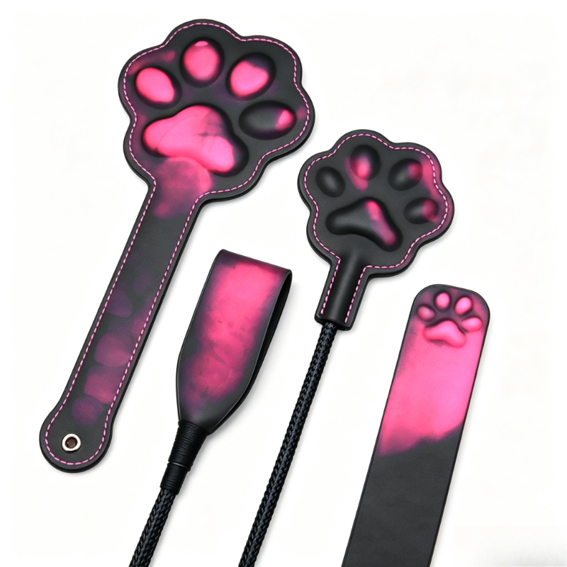 Cat Toys - Skórzana paletka do klapsów zmieniająca kolor